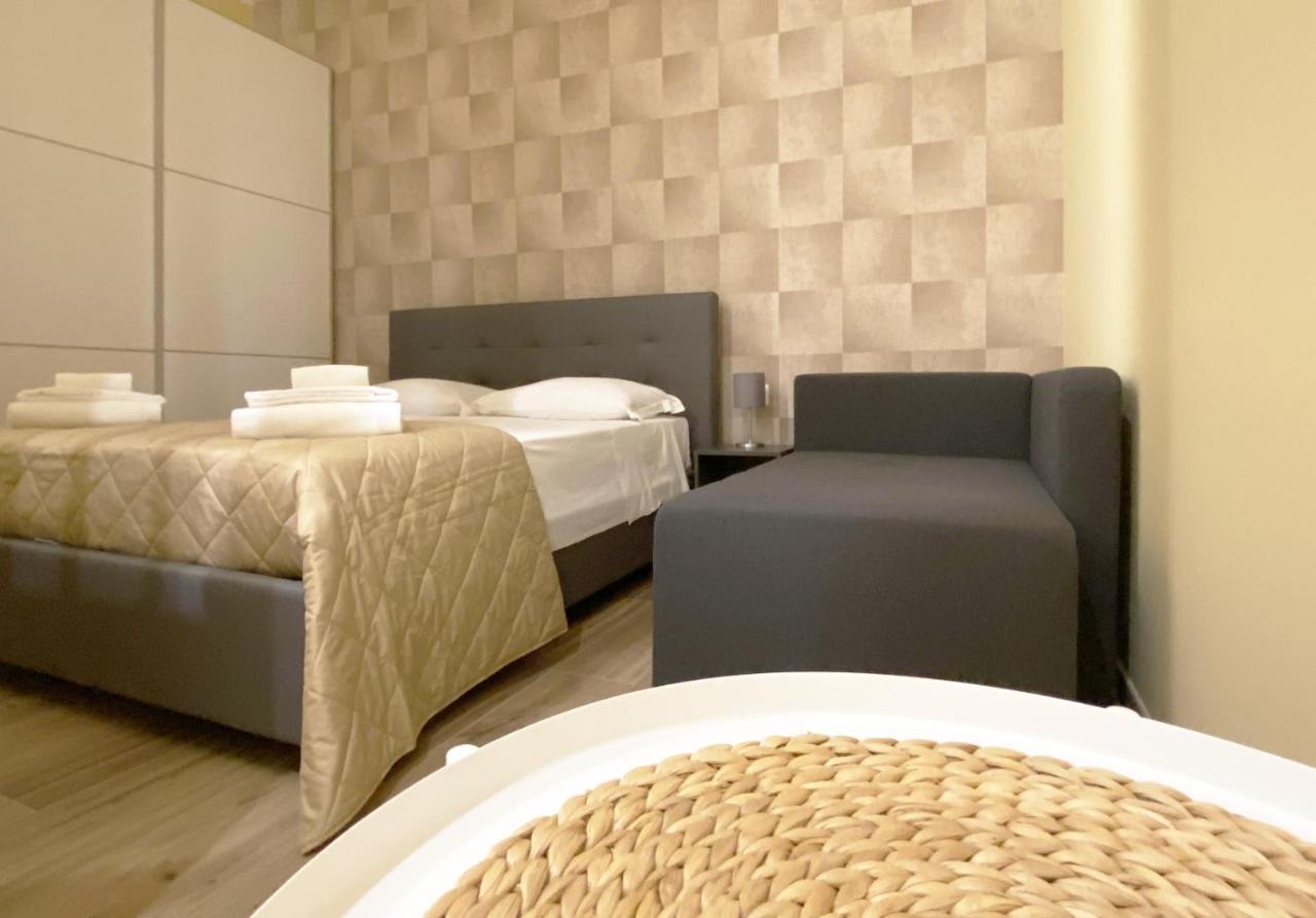 Sami B&B And Holidays Home Таранто Экстерьер фото